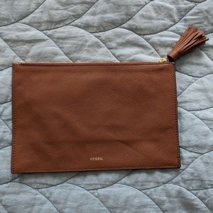 NWT Fossil Clutch